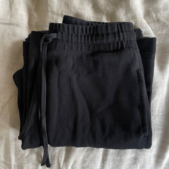 KOTN Wide Leg Sweatpant NWT - Black - Picture 3 of 3